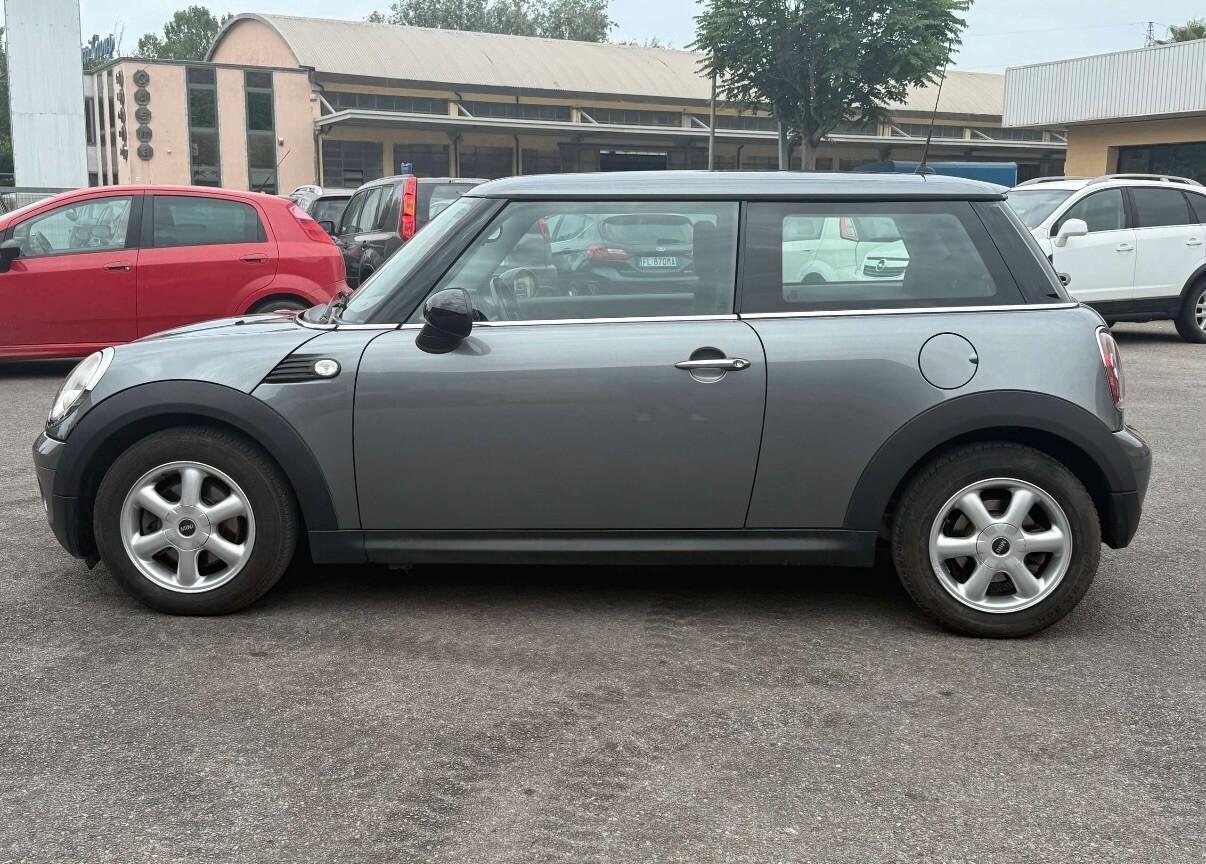 Mini 1.4 16V One (55kW)