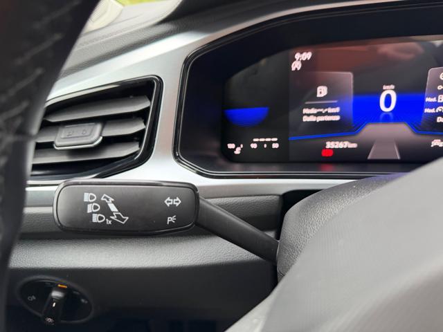 VOLKSWAGEN T-Roc TSI LIFE+NAVI+PARK AUTOMATICO+VIRTUAL+BICOLOR