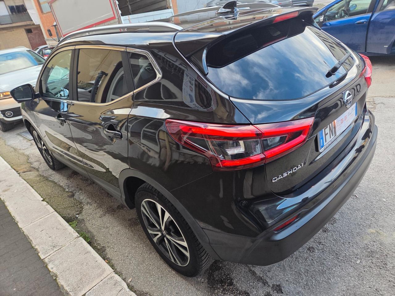 NISSAN QASHQAI ANNO 2018 TEKNA NAVI TELEC KM CERT