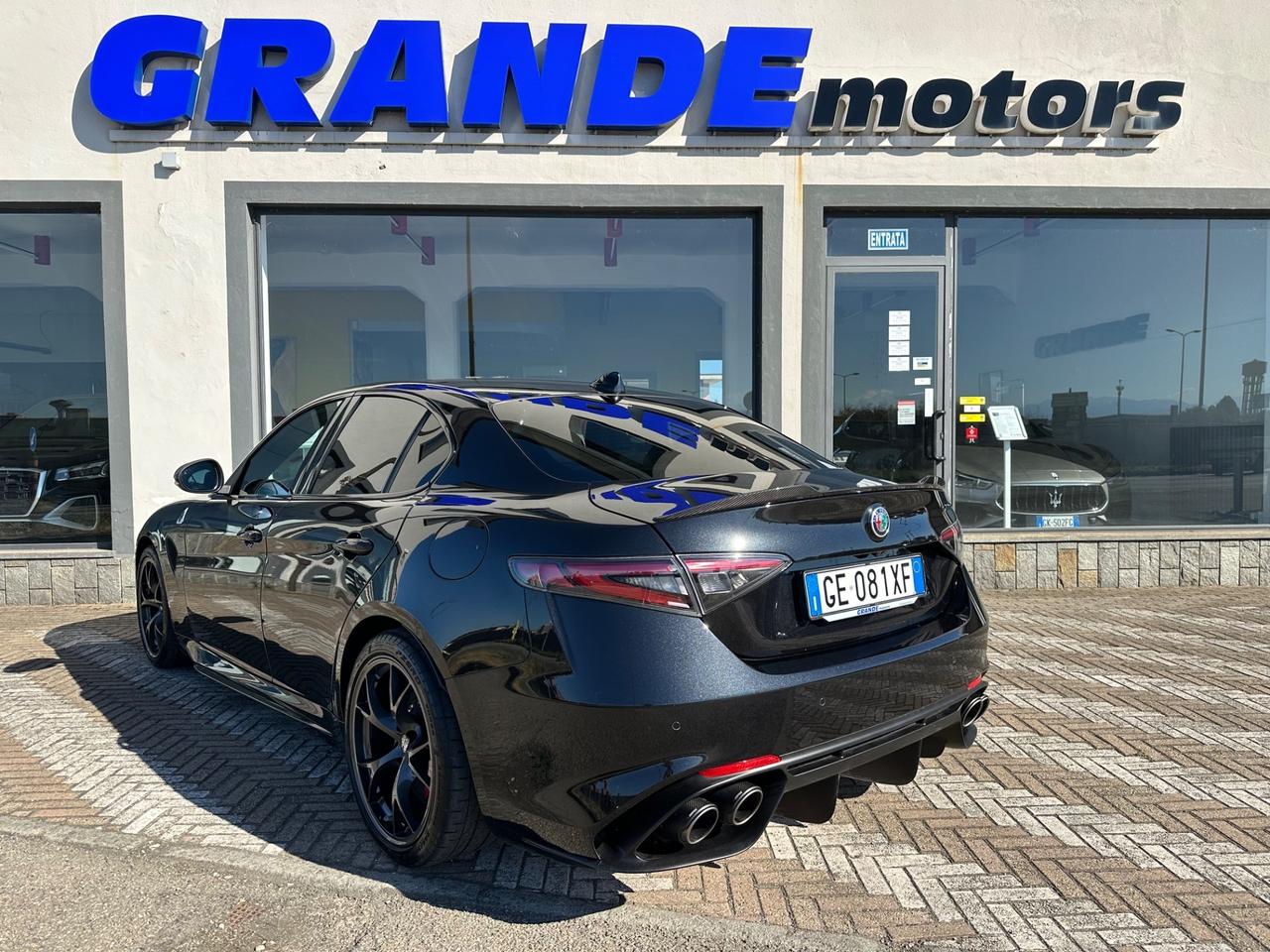 Alfa Romeo Giulia 2.9 t V6 Quadrifoglio 510cv Akrapovic - Dischi Carboceramici- Impianto Hartman & Kardon
