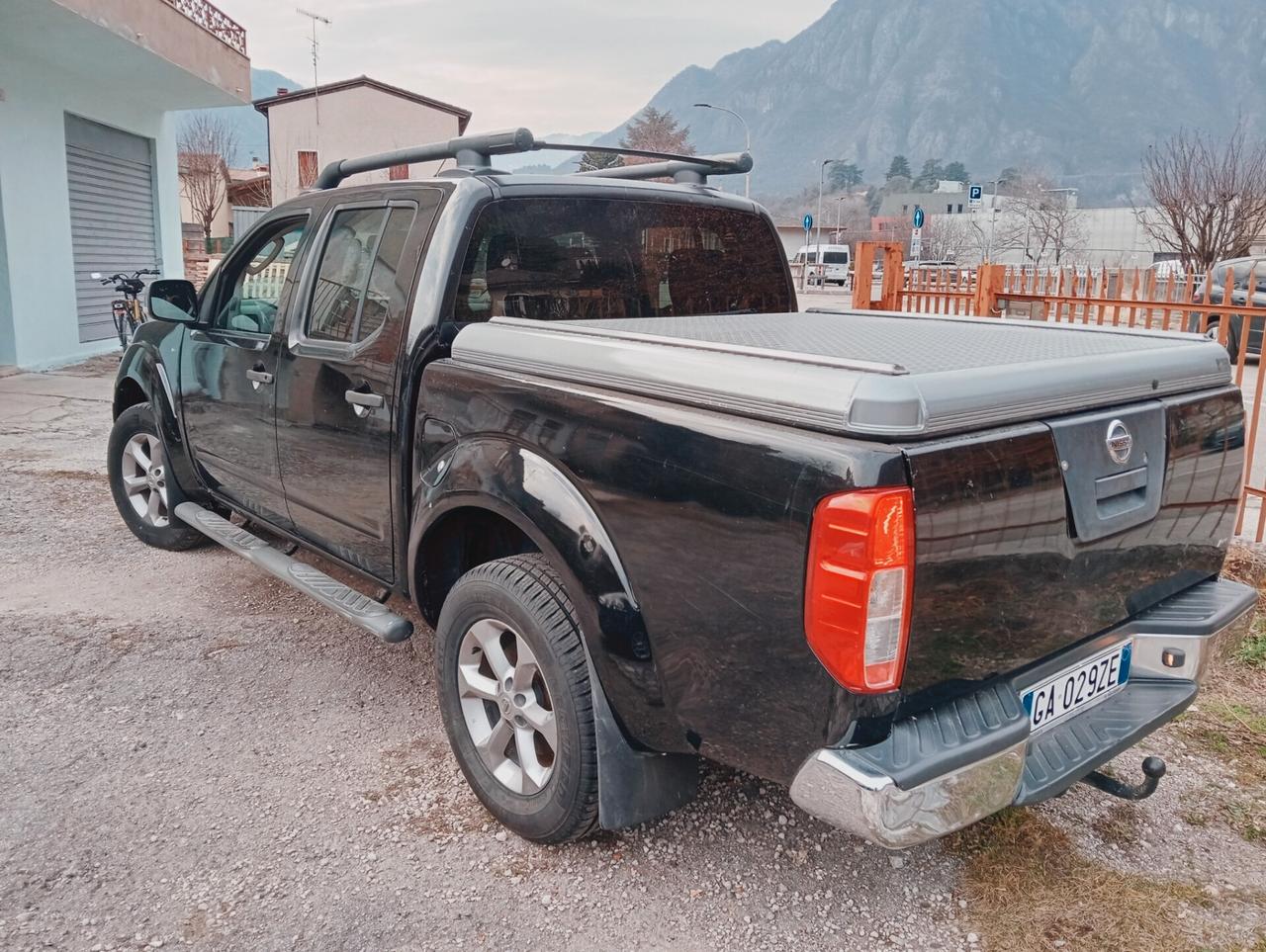 Nissan Navara 2.5 dCi 4 porte Double Cab SE