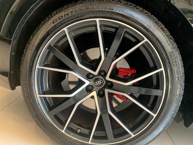AUDI Q8 55 TFSI quattro tiptronic Sport