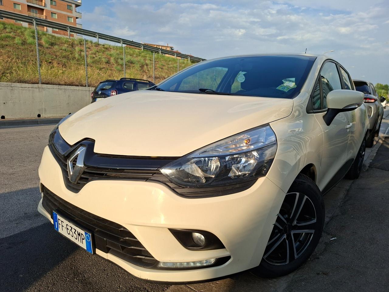 Renault Clio dCi 8V 90CV Start&Stop Intens