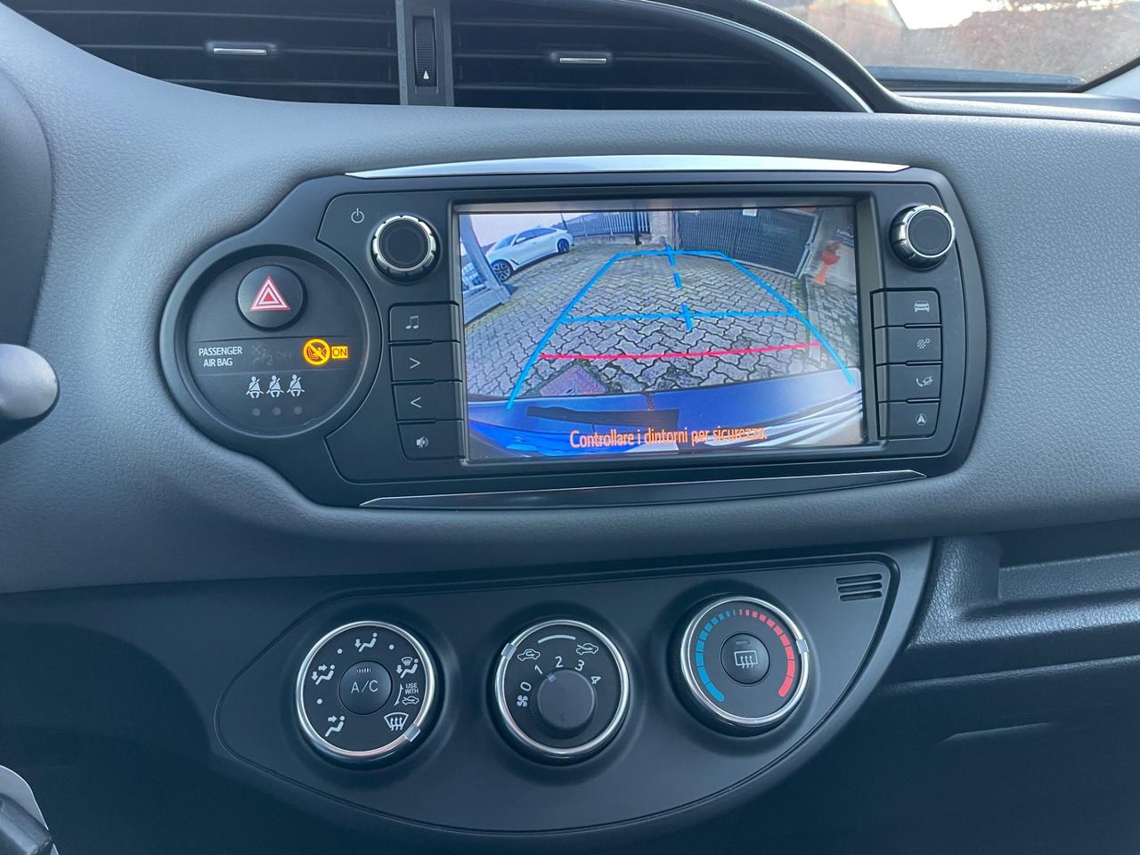 Toyota Yaris 1.0 5 porte Lounge