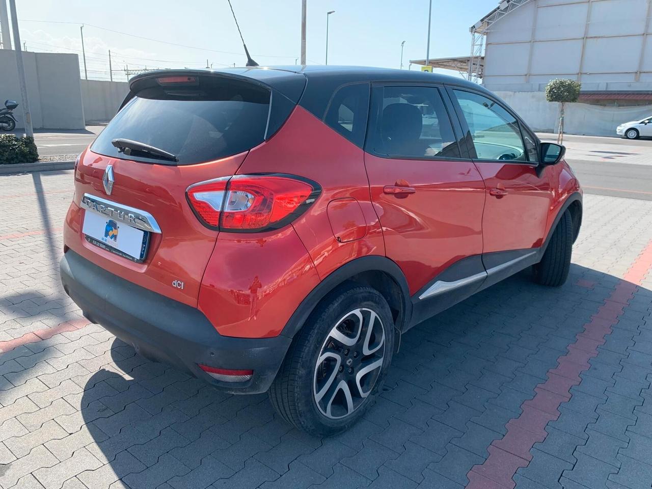 Renault Captur dCi 8V 110 CV Start&Stop Energy Iconic