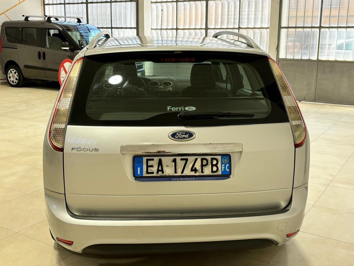 FORD - Focus - 1.6 5p. Bz. GPL Titanium