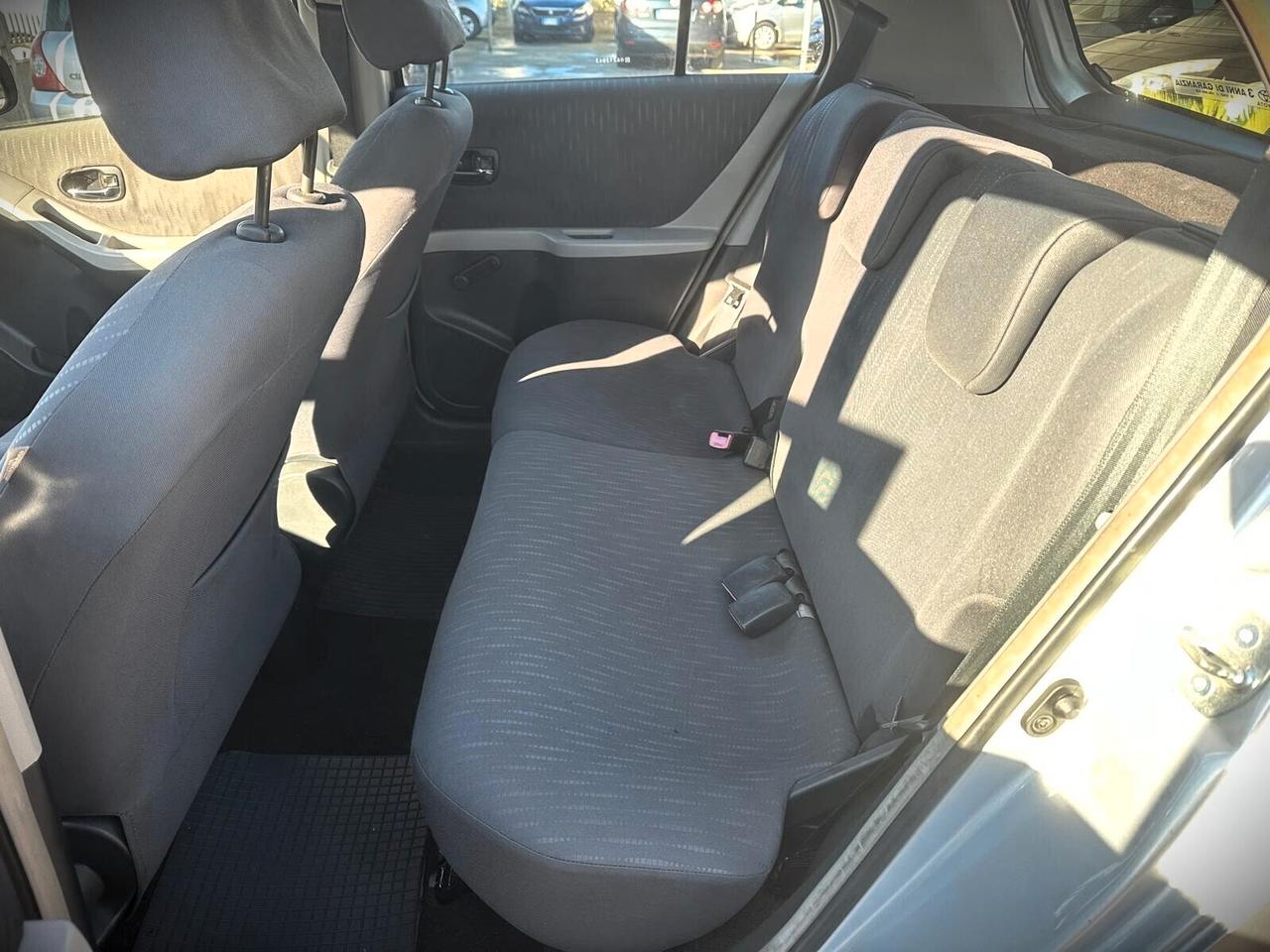 Toyota Yaris 1.4 D-4D 5 porte Sol