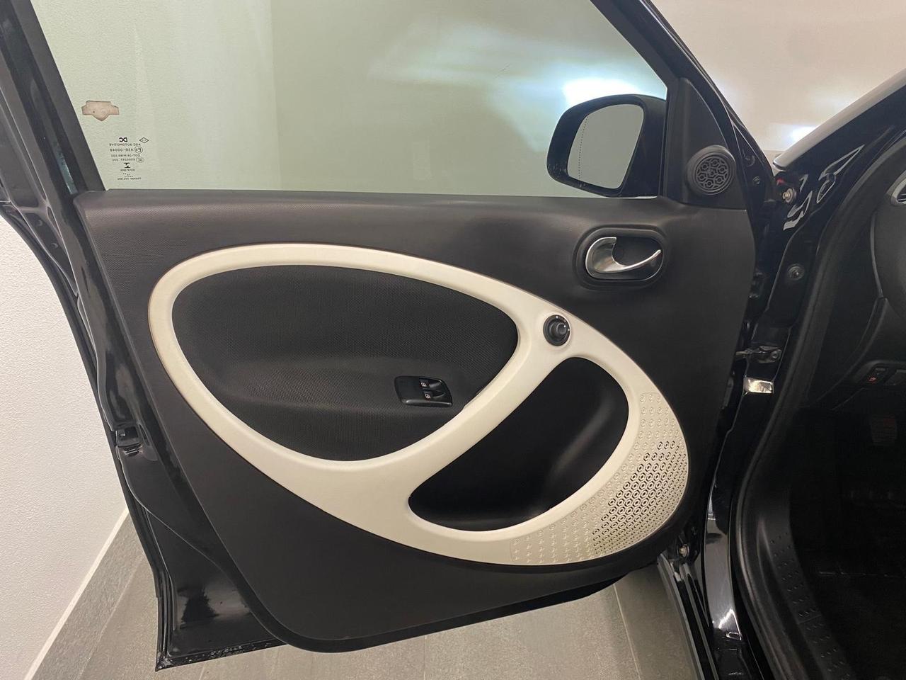 Smart ForFour 70 1.0 Passion