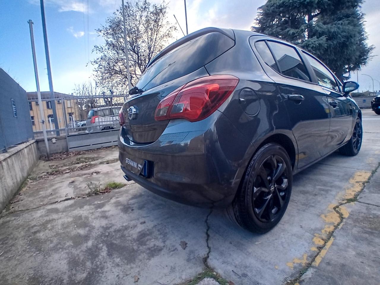 Opel Corsa 1.4 90CV GPL Tech 5 porte Innovation