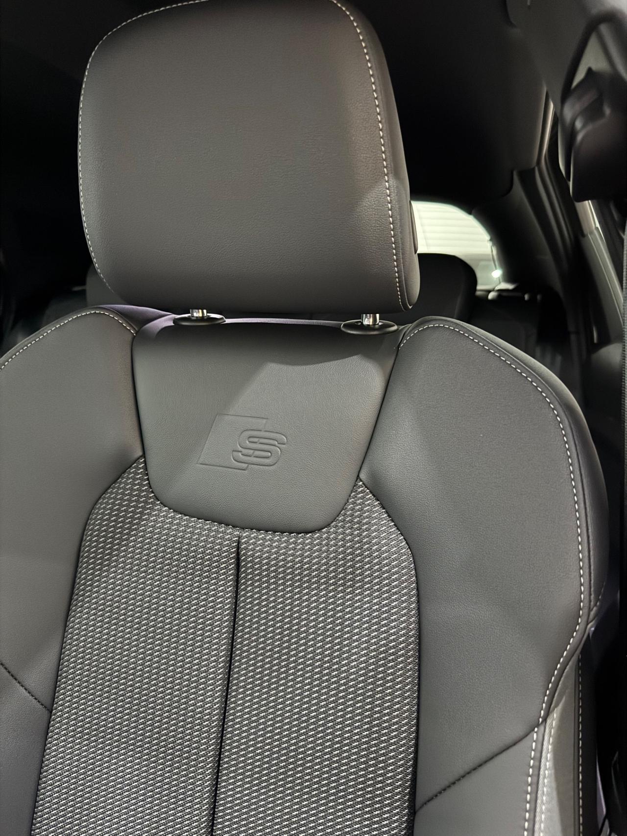 Audi A1 allstreet 30 TFSI Identity Contrast