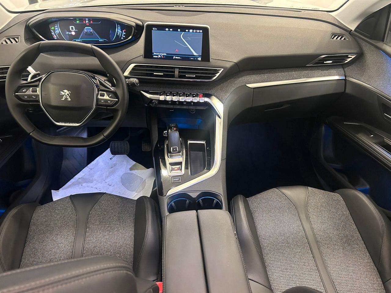 Peugeot 5008 1.5 hdi 130cv Allure 7p TETTO 2018