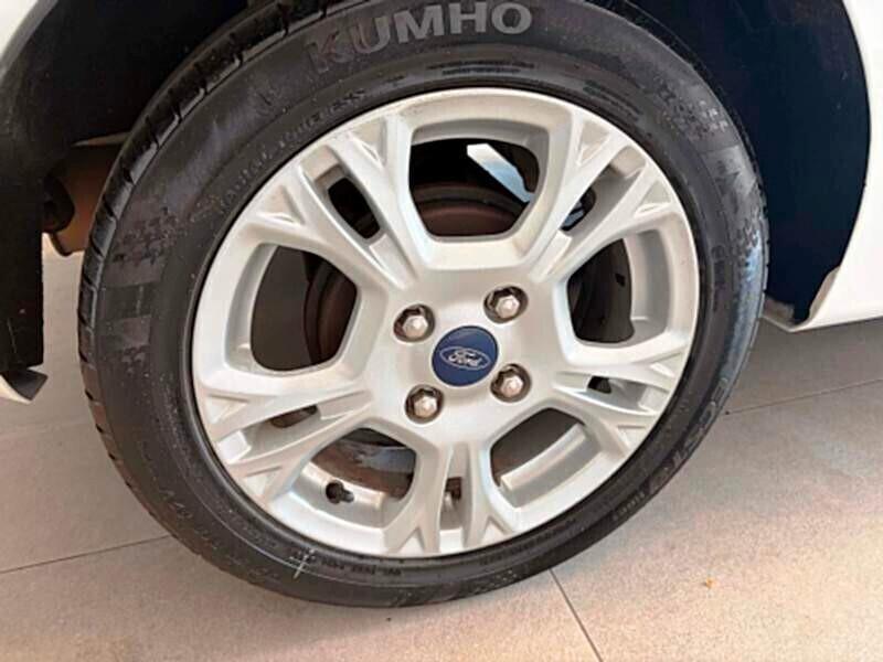 Ford Fiesta 1.4 97 CV GPL Titanium