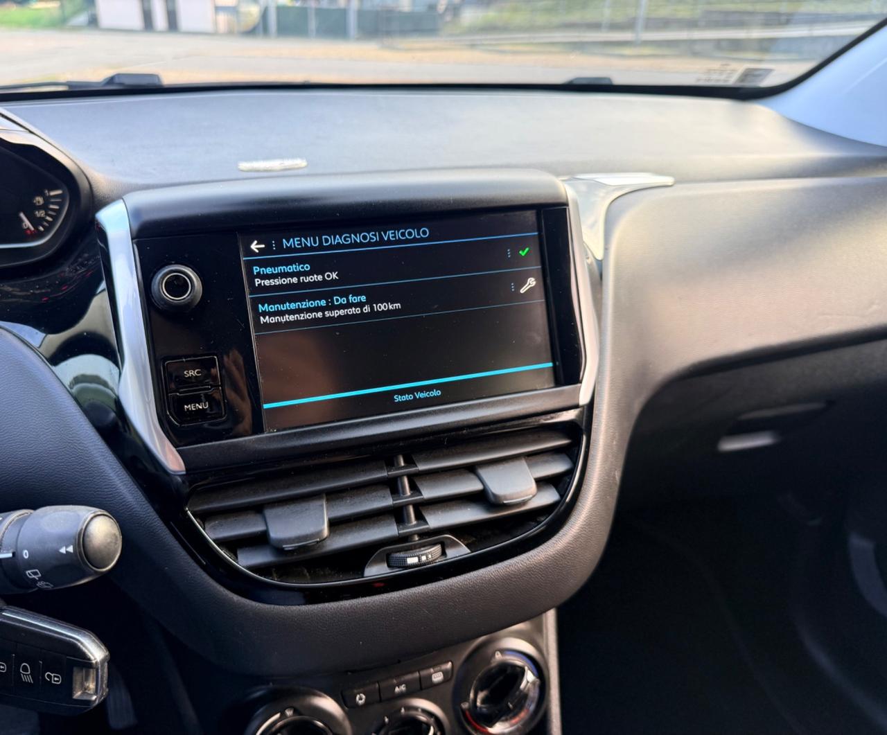 Peugeot 208 Singature 1.2 Benzina 81 cv euro6
