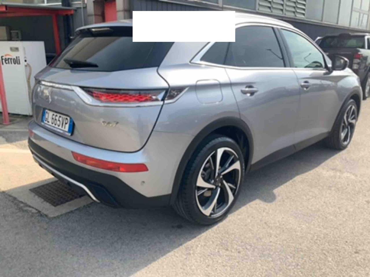 DS 7 CROSSBACK 1.5 BLUEHDI 130CV AUT. GRAND CHIC ( FARI LED - COCKPIT - CRUISE - PELLE - NAVI - MIRROR - PDC - TELECAMERA POST. - CERCHI 20 )