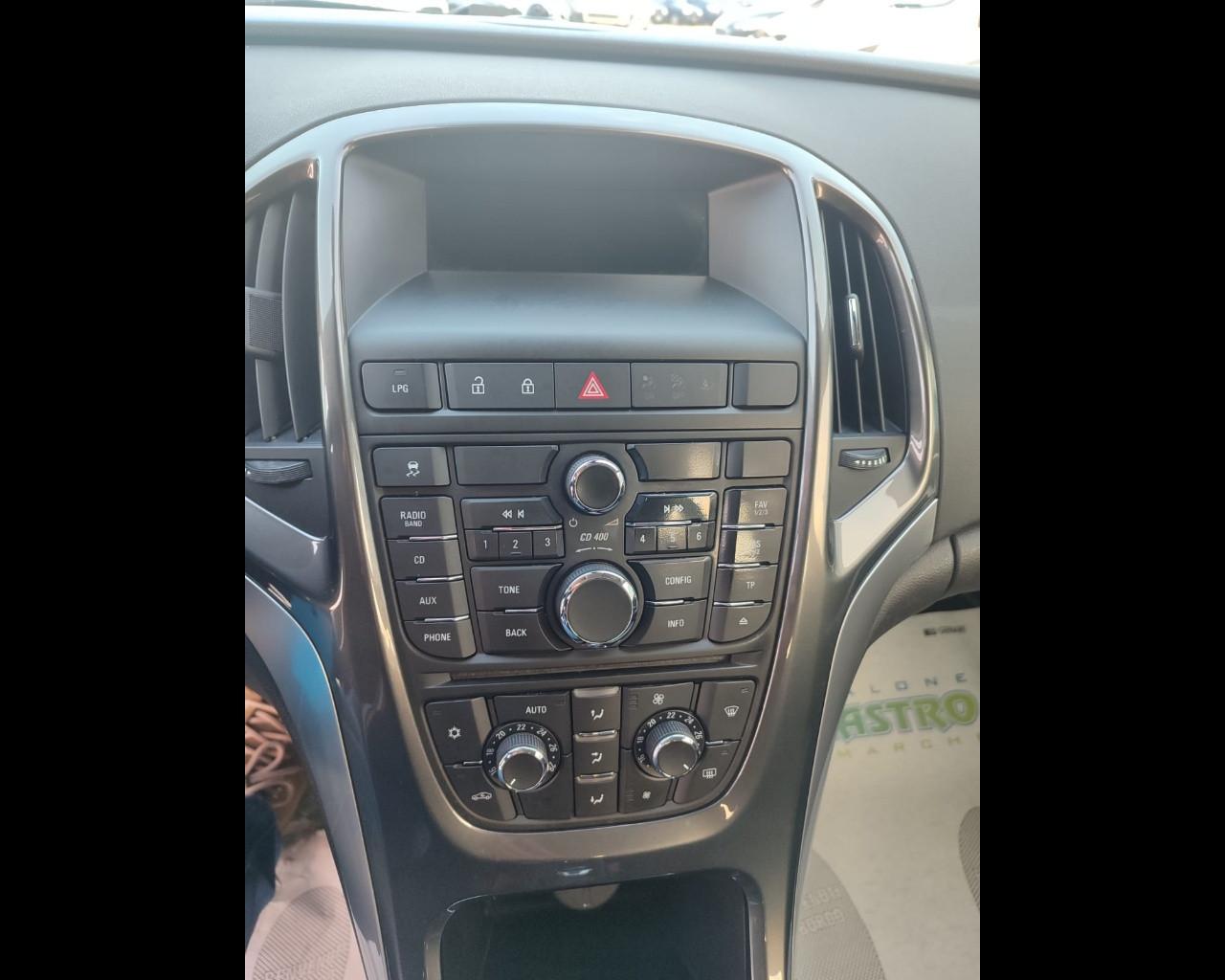 OPEL Astra 4ª serie - Astra 1.4 Turbo 140CV 5 porte GPL Tech Cosmo