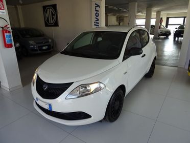 Lancia Ypsilon 1.2 69 CV 5 porte GPL Ecochic Elefantino Blu
