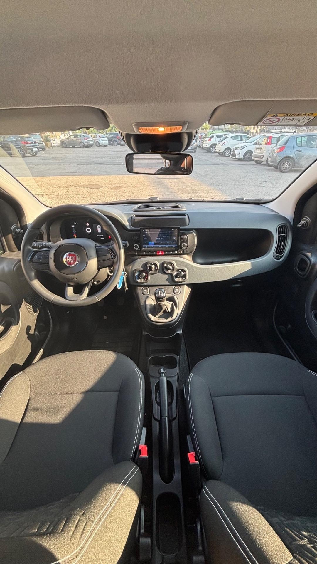 Fiat Panda 1.0 FireFly S&S Hybrid Pandina