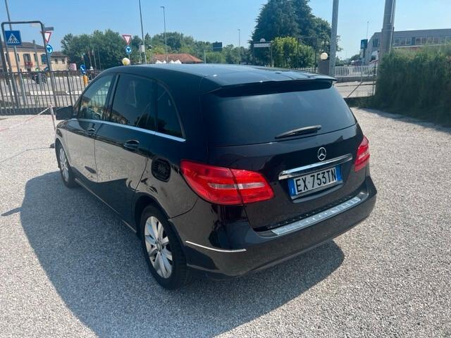 Mercedes-Benz B 180 Cdi Premium - Motore Mercedes 1.8 cc 109 Cv