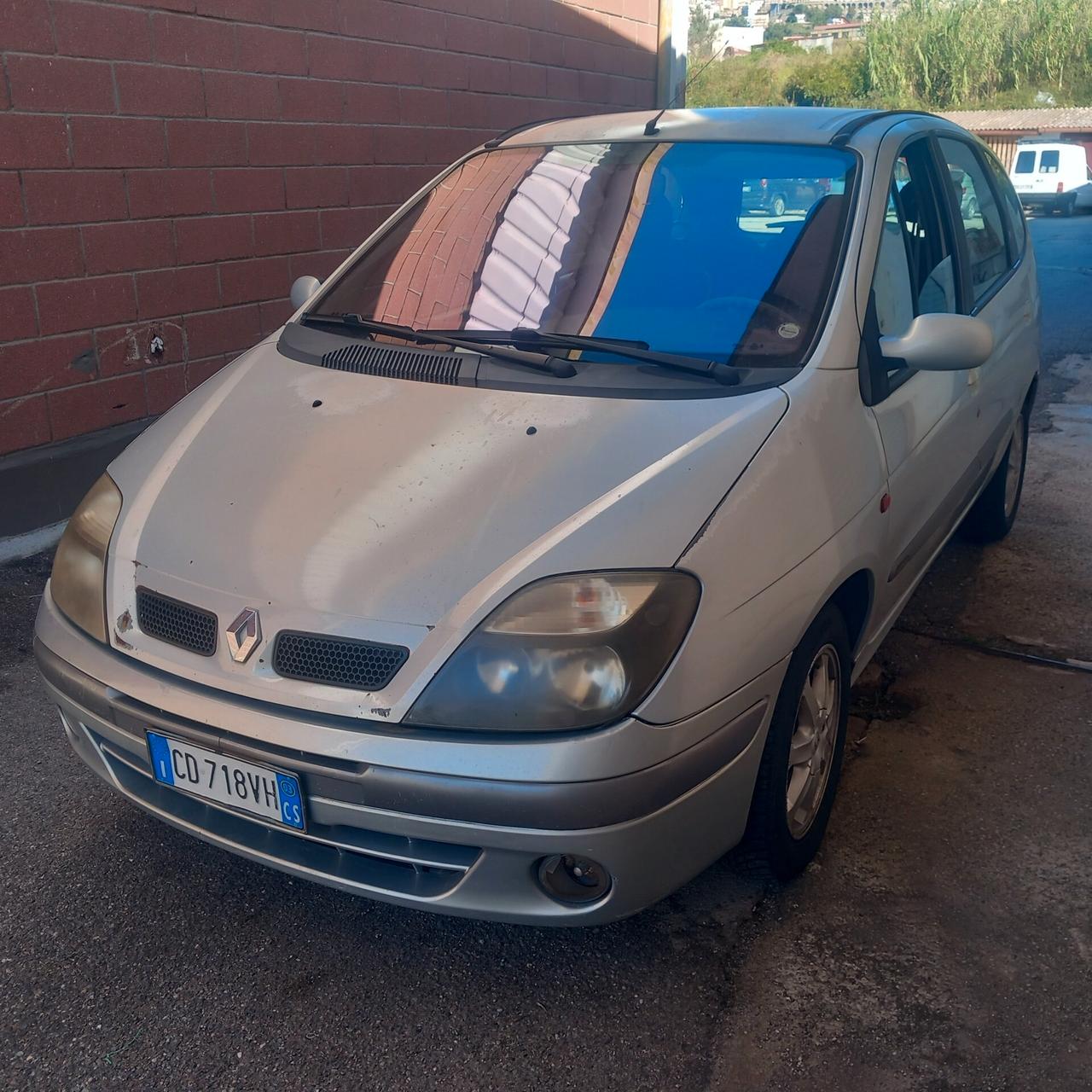 Renault Scenic Grand Scénic 1.9 dCi Luxe Dynamique