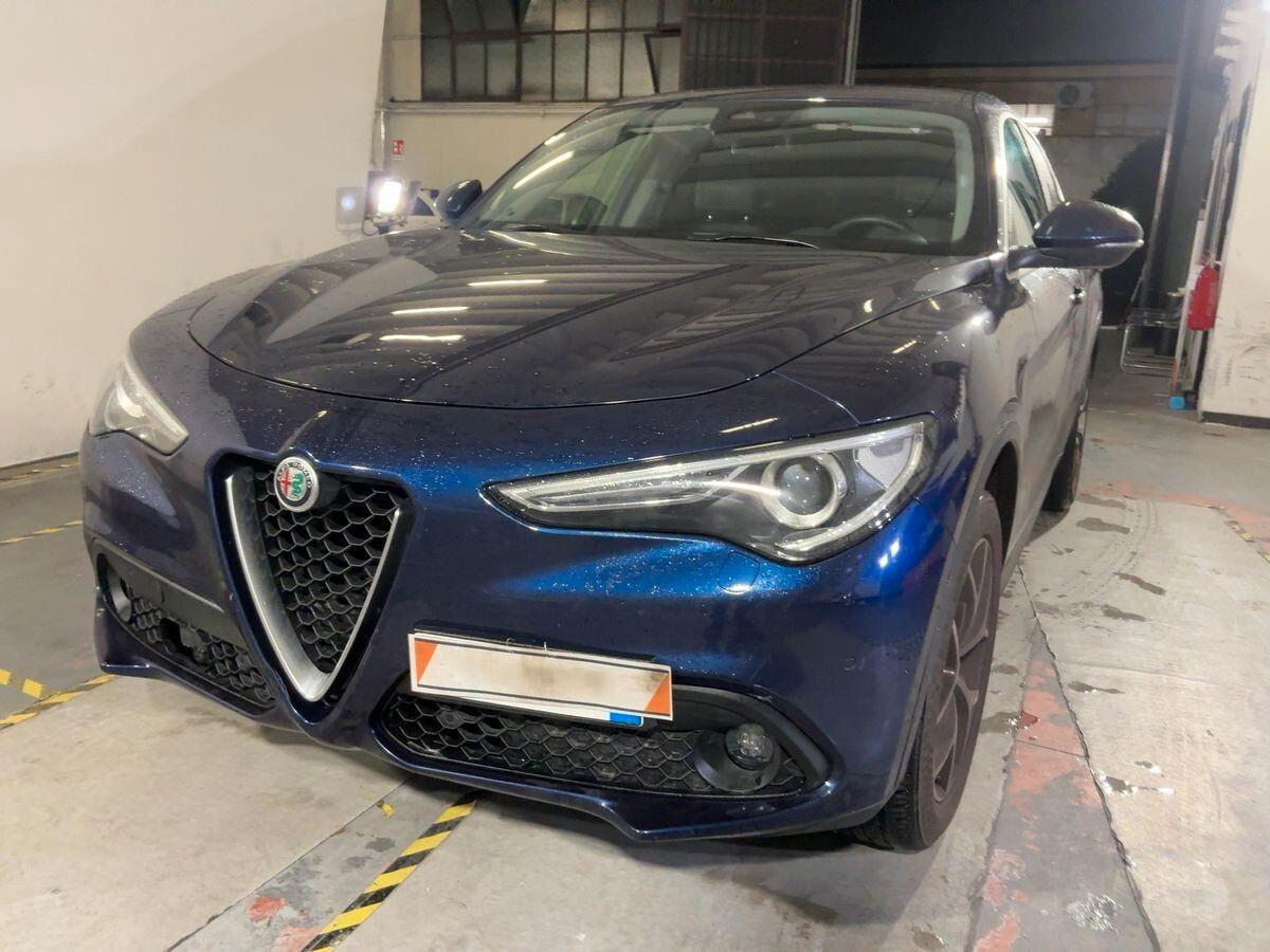 Alfa Romeo Stelvio 2.2 JTDM Q4 automatico 210cv -IN ARRIVO-