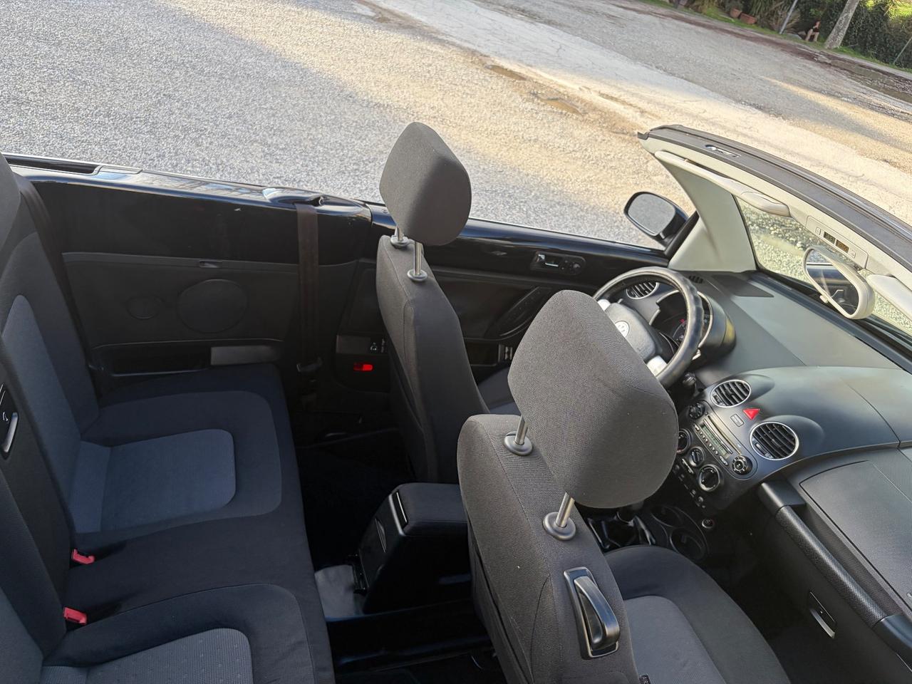 Volkswagen New Beetle 1.9 TDI 105CV Cabrio Lim. Red Edt.