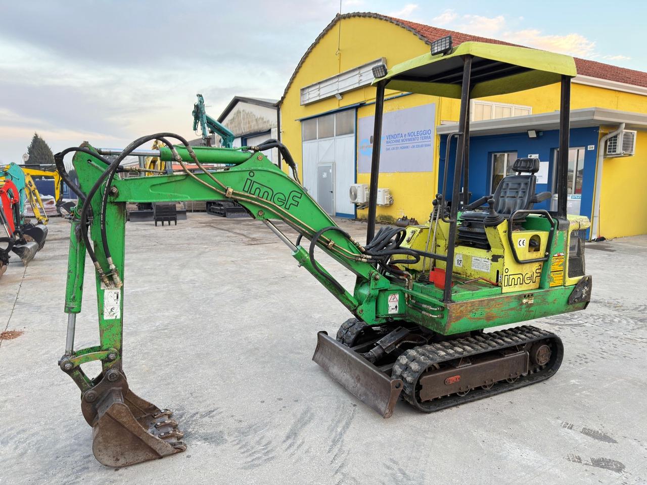 Mini escavatore IMEF HE14