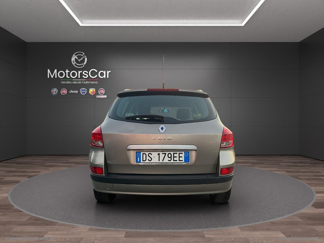RENAULT Clio 1.2 TCE 100 CV SporTour Dynamique