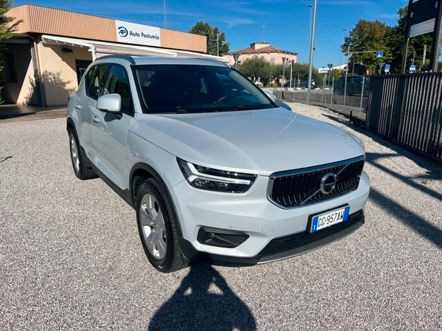 Volvo XC40 1.5 t2 129 Cv Momentum Pro auto