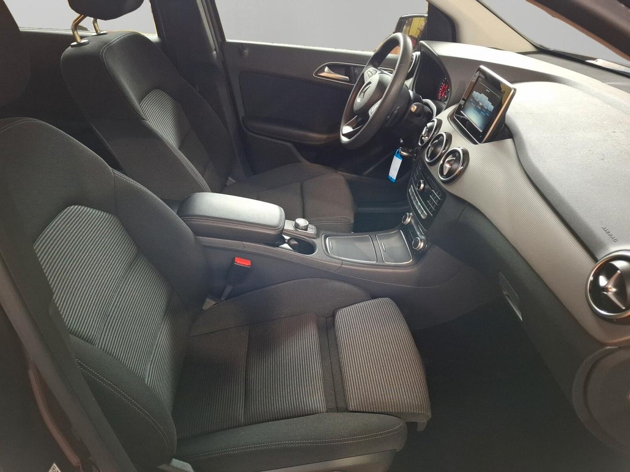 Mercedes-benz B 180 B 180 d Executive