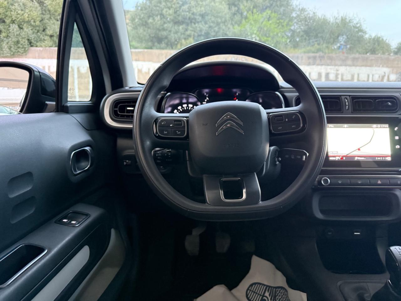 Citroen C3 BlueHDi 100CV Shine+AIRBUMP/FULL LED2021