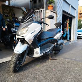 YAMAHA XMAX 250 – ANNO 2013 – € 1.400