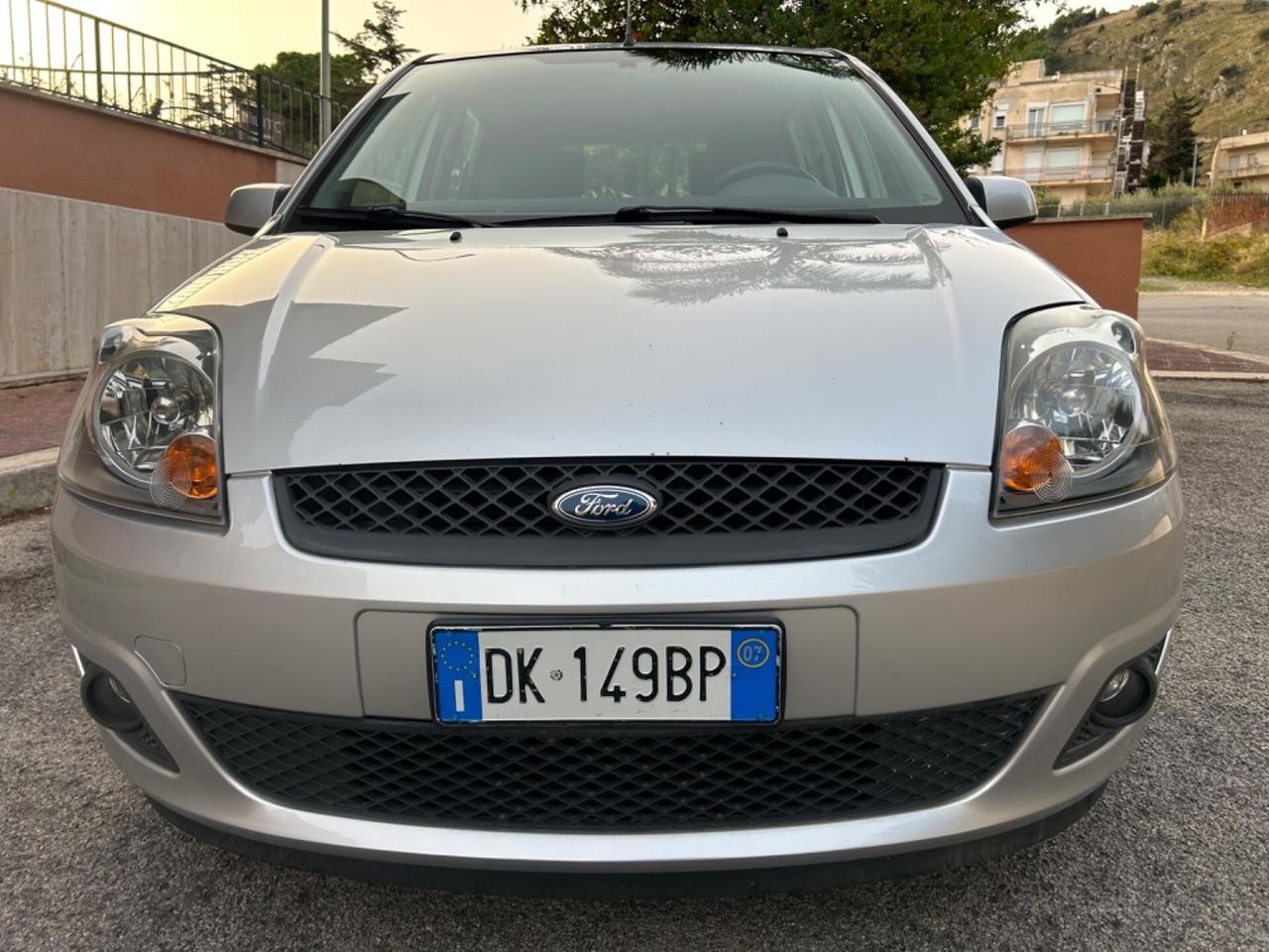 Ford Fiesta 1.4 TDCi ideale per neo patentati