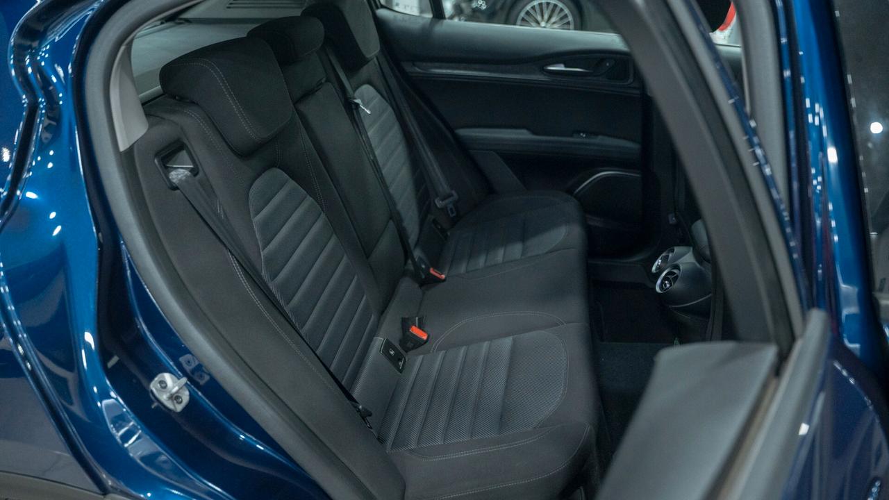 Alfa Romeo Stelvio 2.2 190 CV AT8 Q4 NAVI LED FULL OPTIONAL