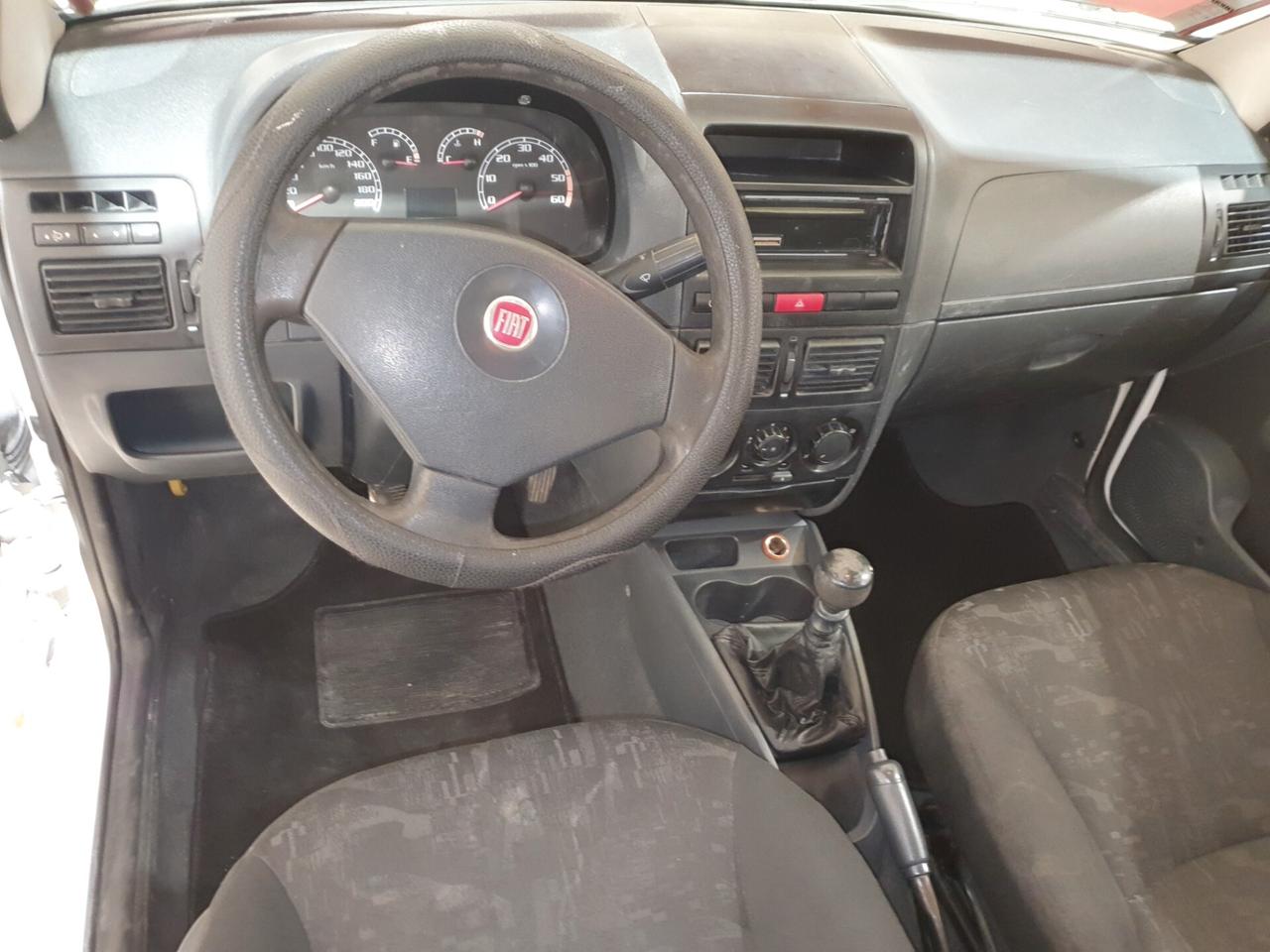 Fiat strada 1.3 multjet clima anno 2010 pronto per lavorare