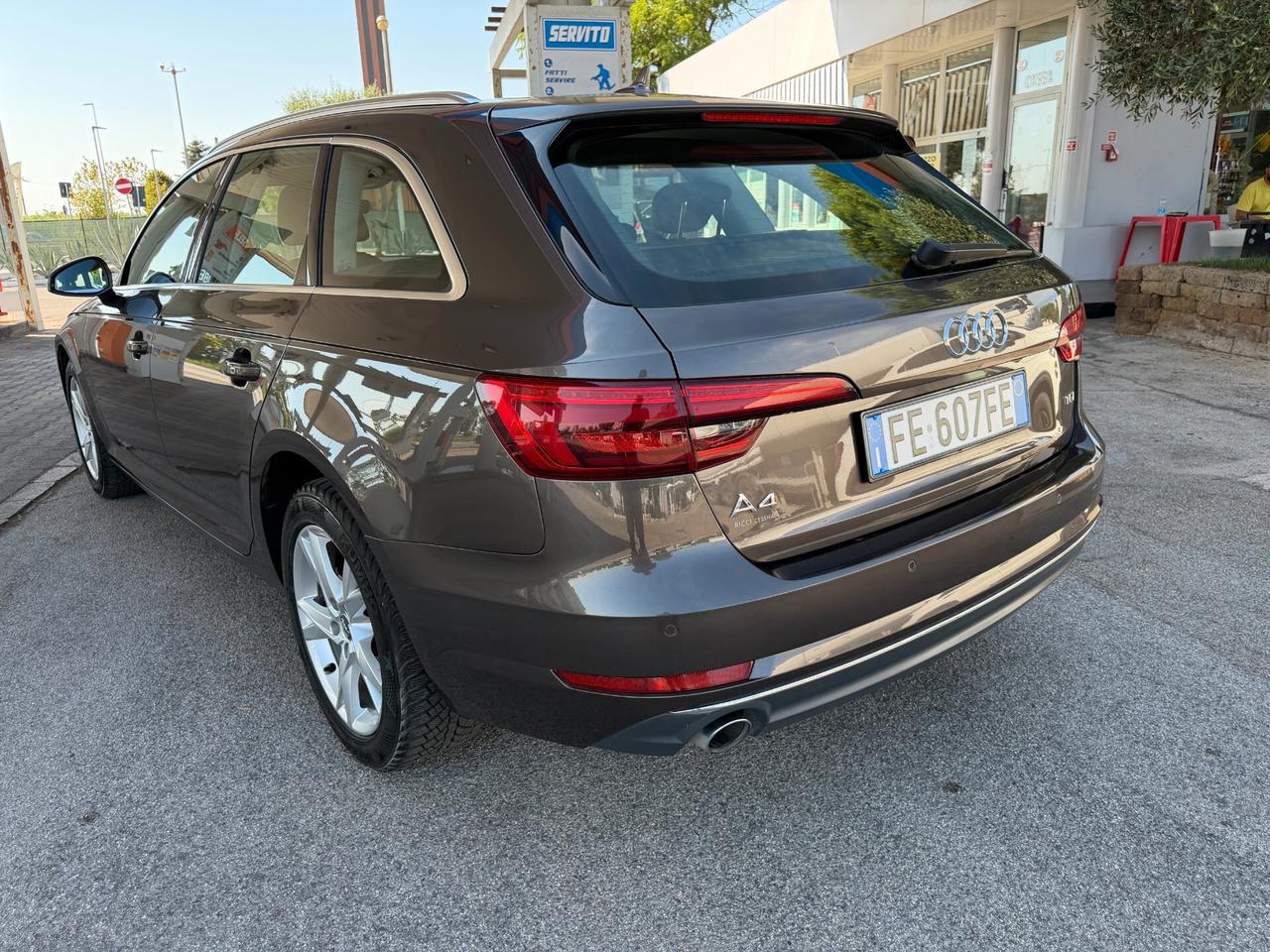 Audi A4 Avant 2.0 TDI 150 CV Business Sport