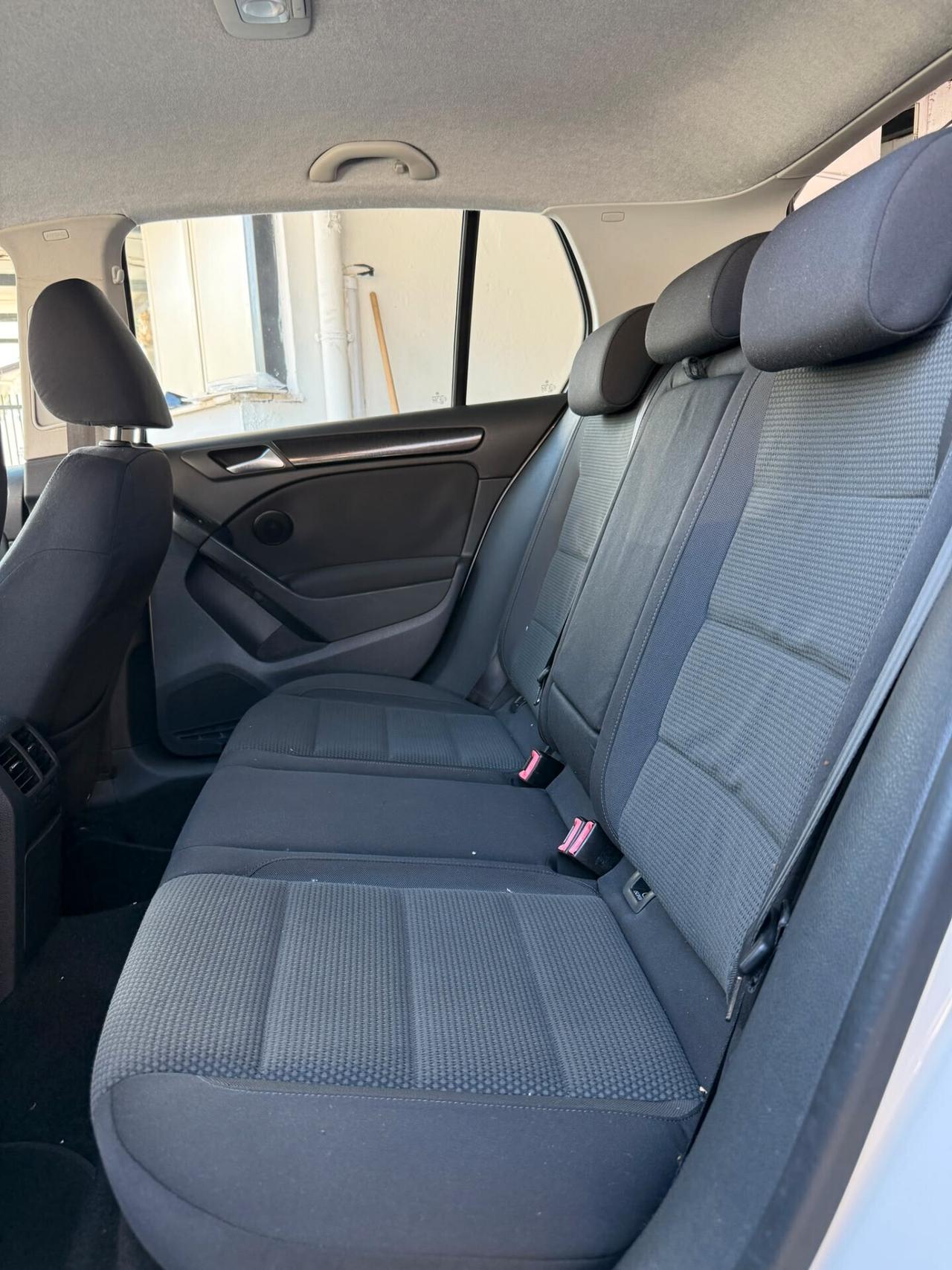 Volkswagen Golf 1.6 TDI DPF 5p. Highline