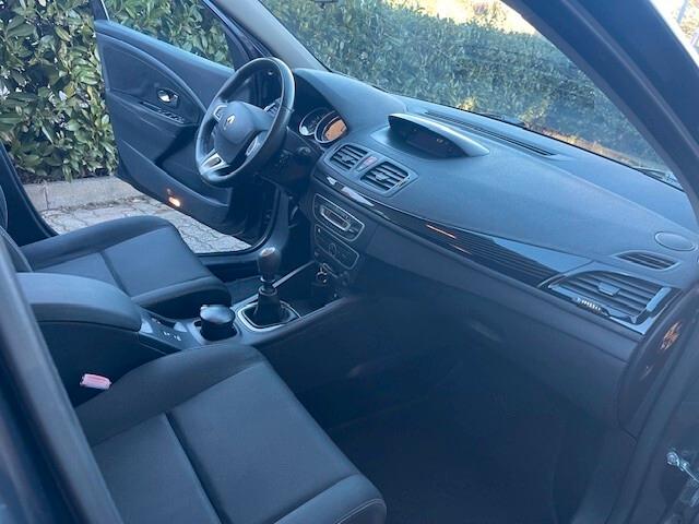 RENAULT MEGANE 5P 1.6 110CV LIMITED