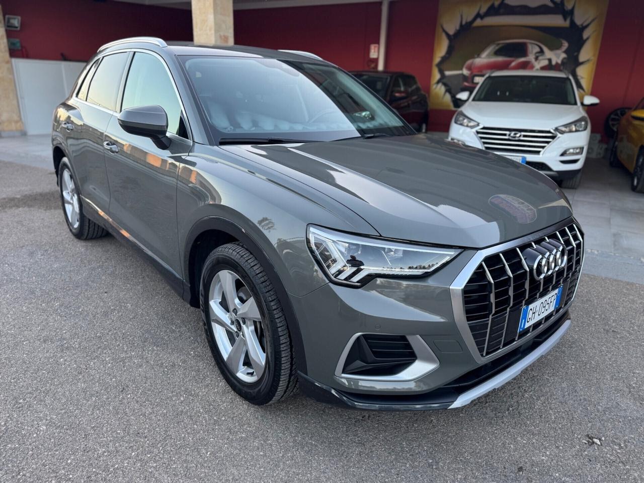 Audi Q3 35 TDI S tronic Advanced Led Ambien MATRIX