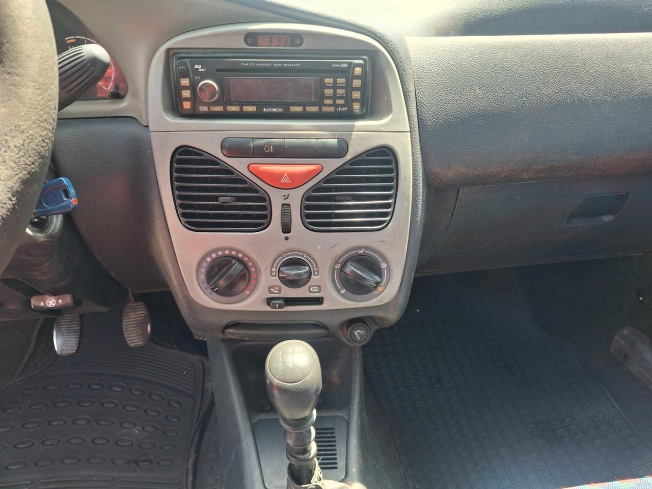 Fiat Strada 1.9 JTD