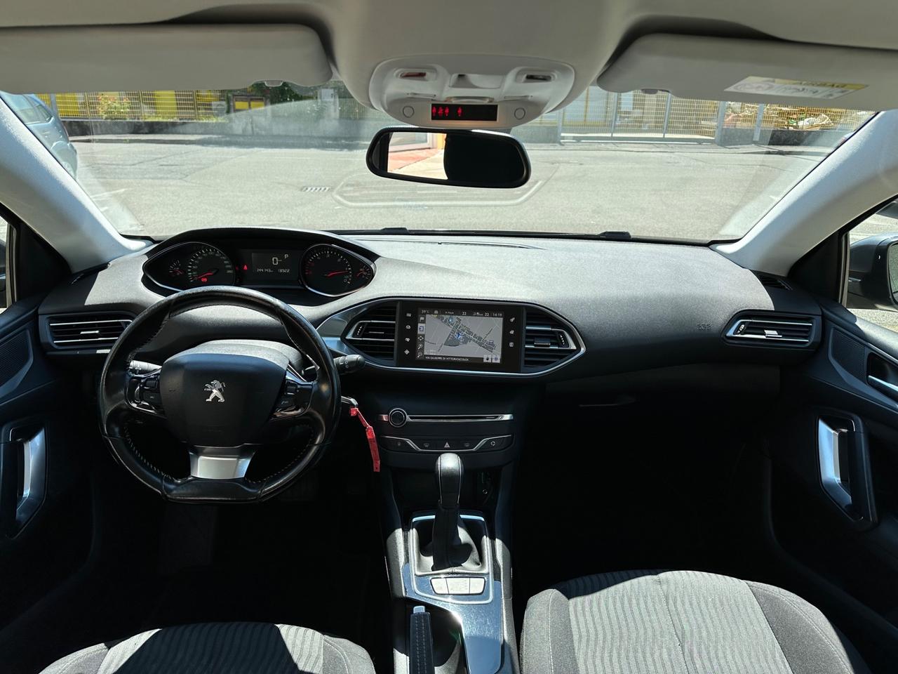 Peugeot 308 BlueHDi 120 S&S EAT6 SW Allure