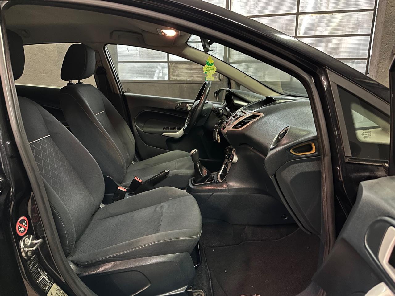 Ford Fiesta Ikon 1.4 5 porte Bz.- GPL