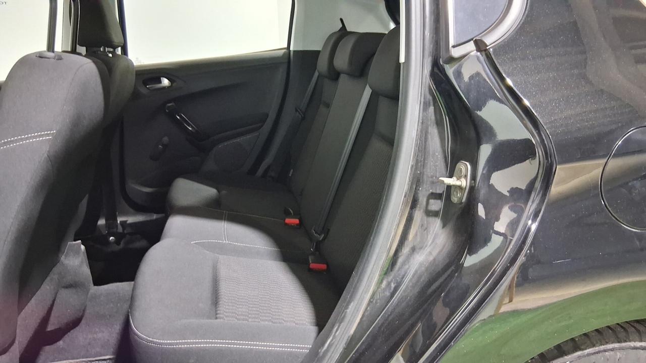PEUGEOT 208 1.2 VTi 82CV 2018