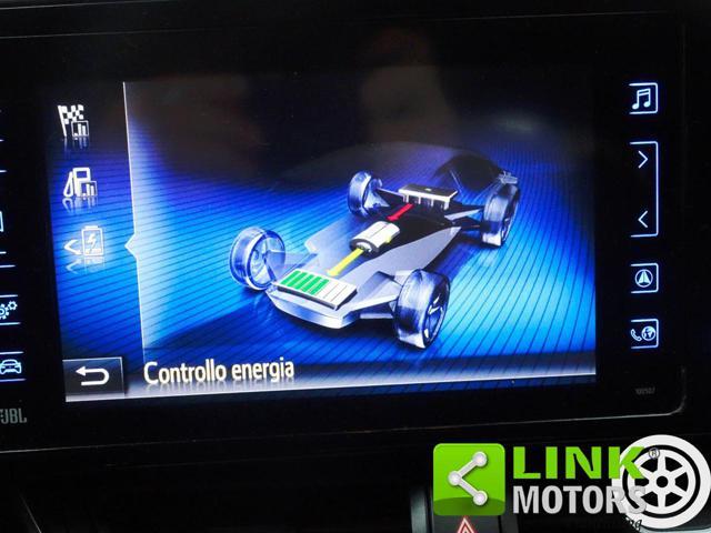 TOYOTA C-HR 1.8 Hybrid E-CVT Business