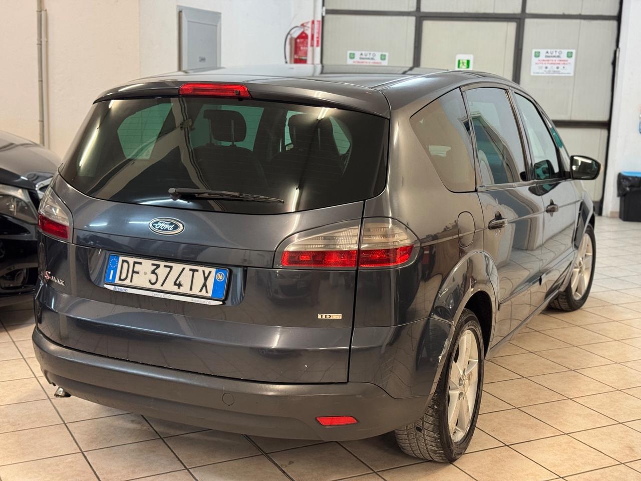 Ford S-Max 2.0 TDCi 140CV 7 Posti Titanium