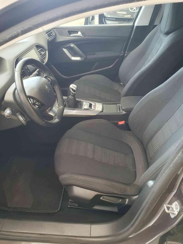 PEUGEOT 308 BlueHDi 120 S&S SW Allure