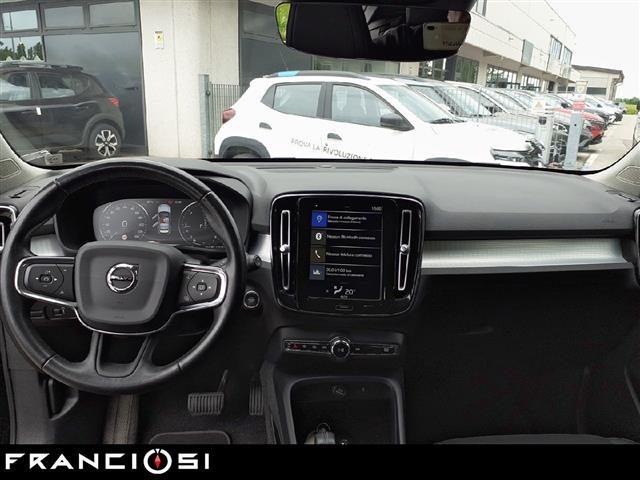 VOLVO XC40 2.0 D3 Momentum AWD Geartronic