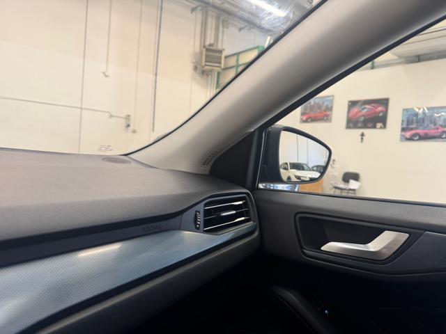 FORD Focus 1.0 EcoBoost Hybrid 125CV SW Active NAVI+RETR.