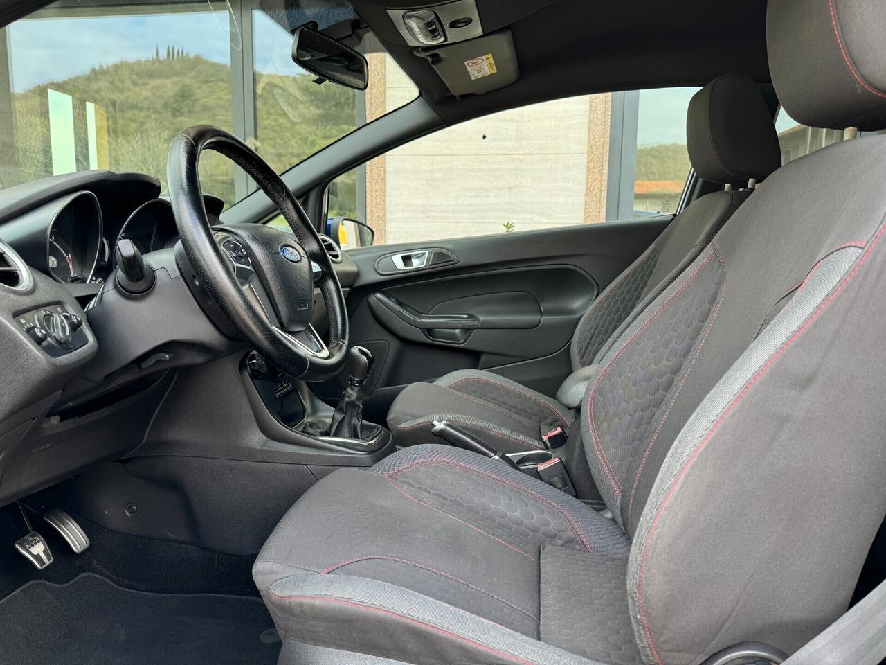 Ford Fiesta 1.5 TDCi 75CV 3 porte ST-Line