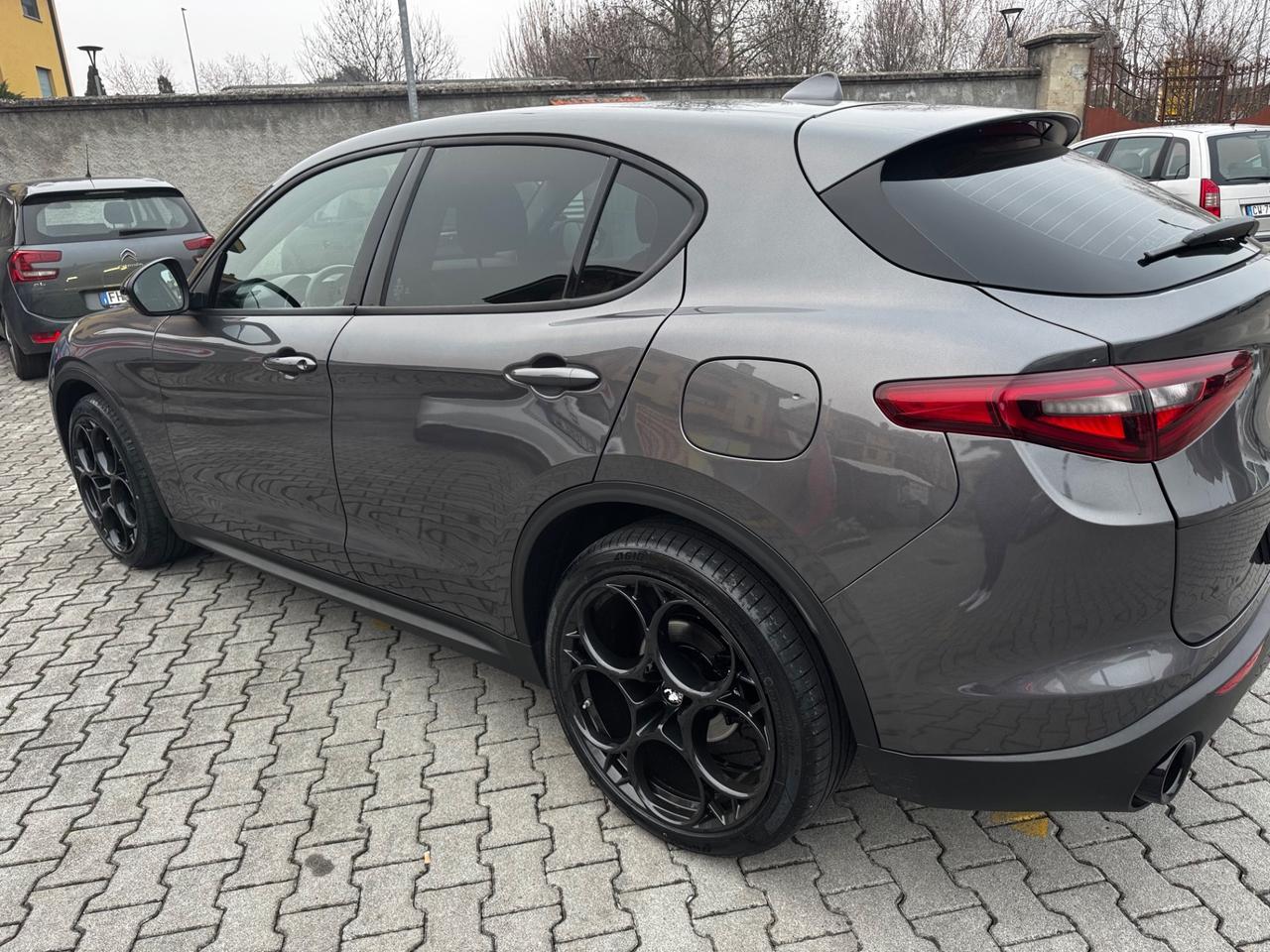 Alfa Romeo Stelvio 2.2 Turbodiesel 190 CV AT8 Q4 Business