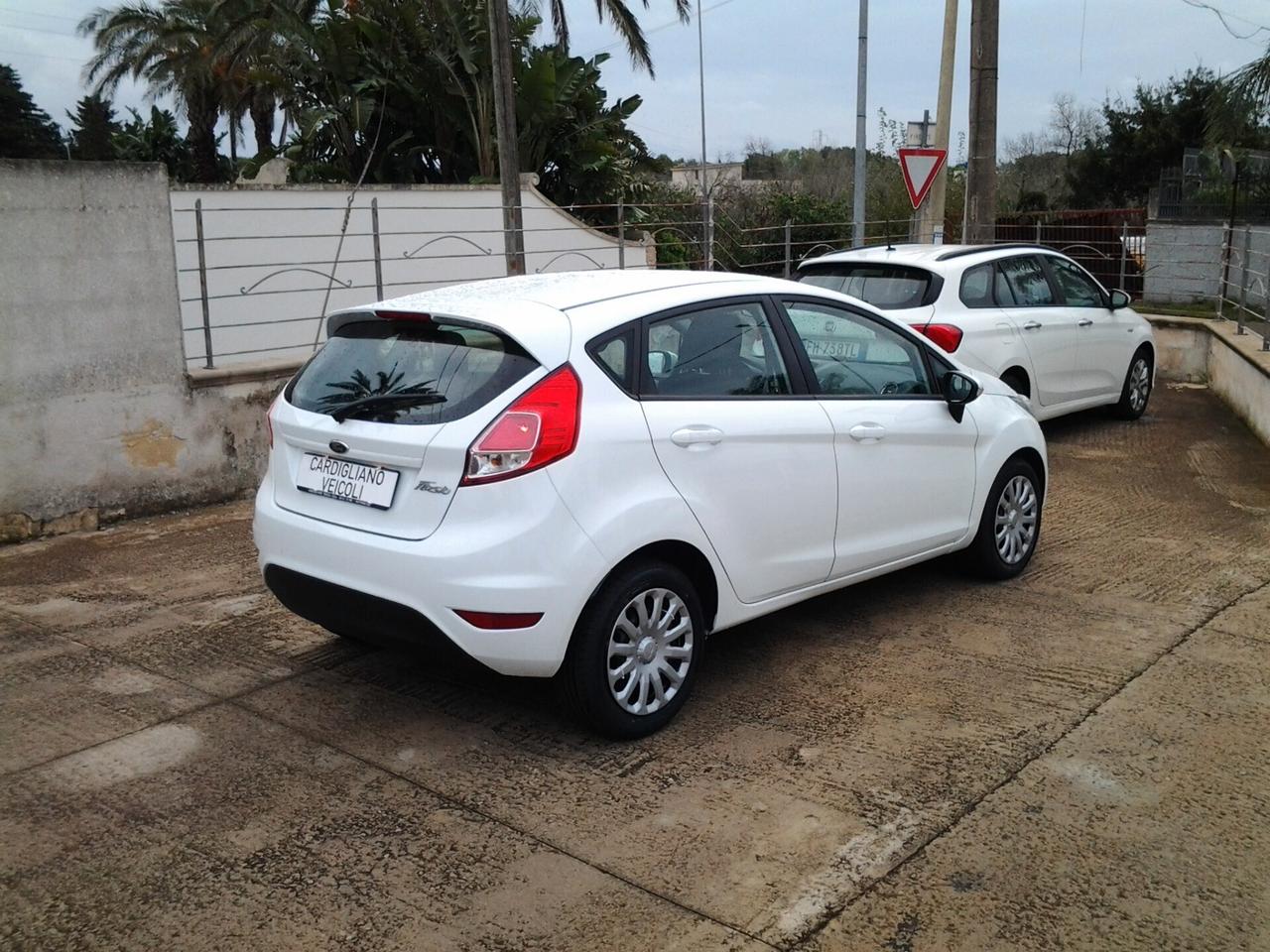 Ford Fiesta 1.4 5 porte Bz.- GPL Business X Neopatentati